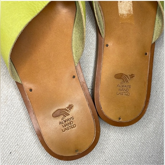 FAB HANDMADE LEATHER SLIDES - Picture 7 of 8